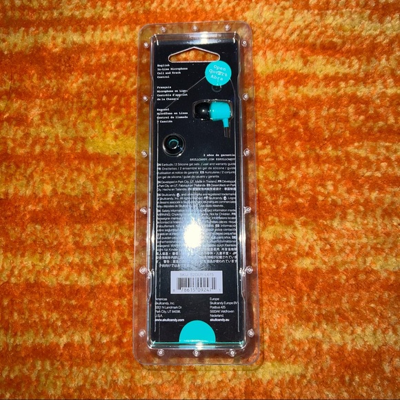 NWT Skullcandy headphones 🌸 - Picture 2 of 2